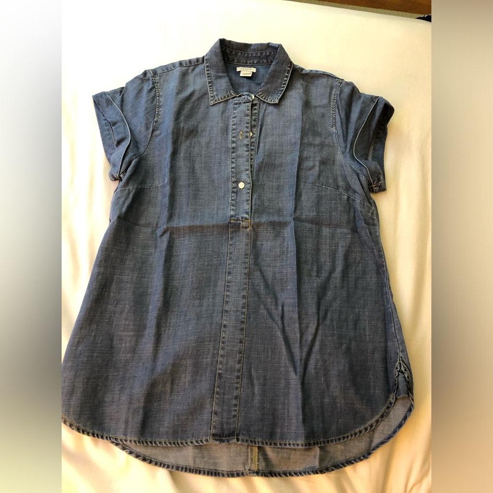 Jcrew size 2 lightweight denim shirt